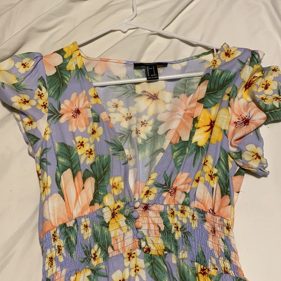 Spring dress! - Picture 2 of 2